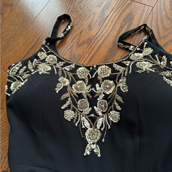 Indian & Pakistani style suit - Picture 12 of 14